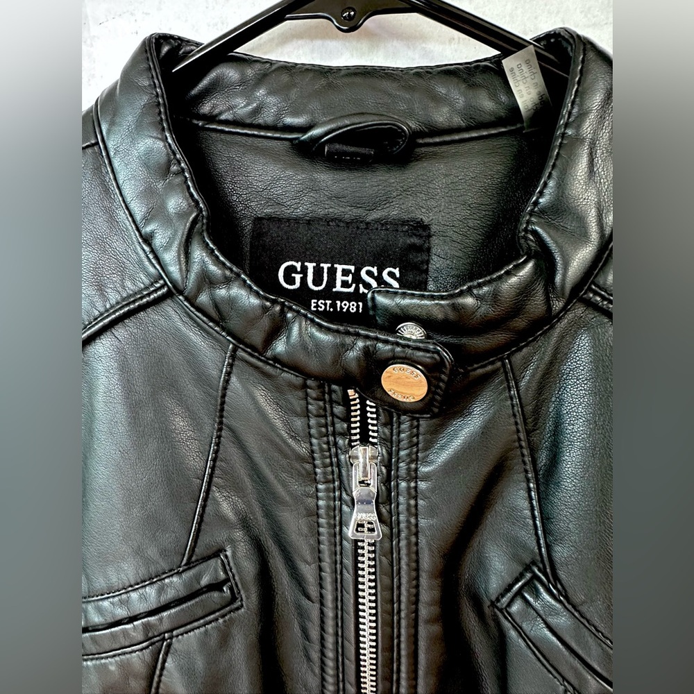 NEW! Guess Moto Bomber Jacket Black Faux Leather Size Large - Picture 4 of 10
